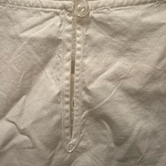Maurices White 100% Cotton Embroidered Eyelet Blouse Size M - Picture 9 of 9